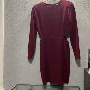 Maroon long sleeve red dress